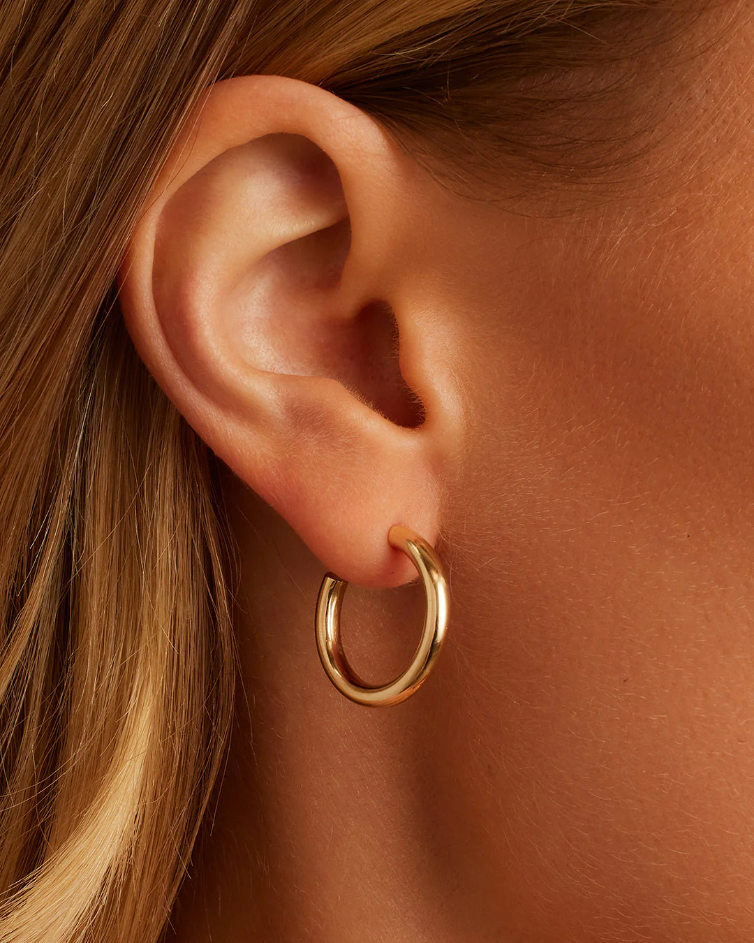 14k Gold Carter Single Hoop - Image 2
