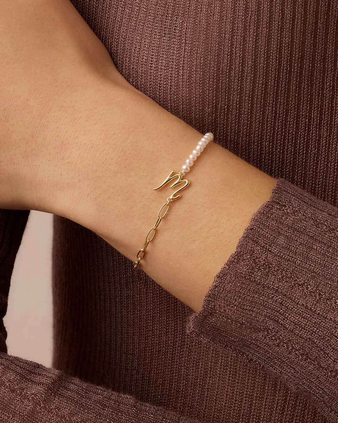 Lou Pearl Alphabet Bracelet - Image 49