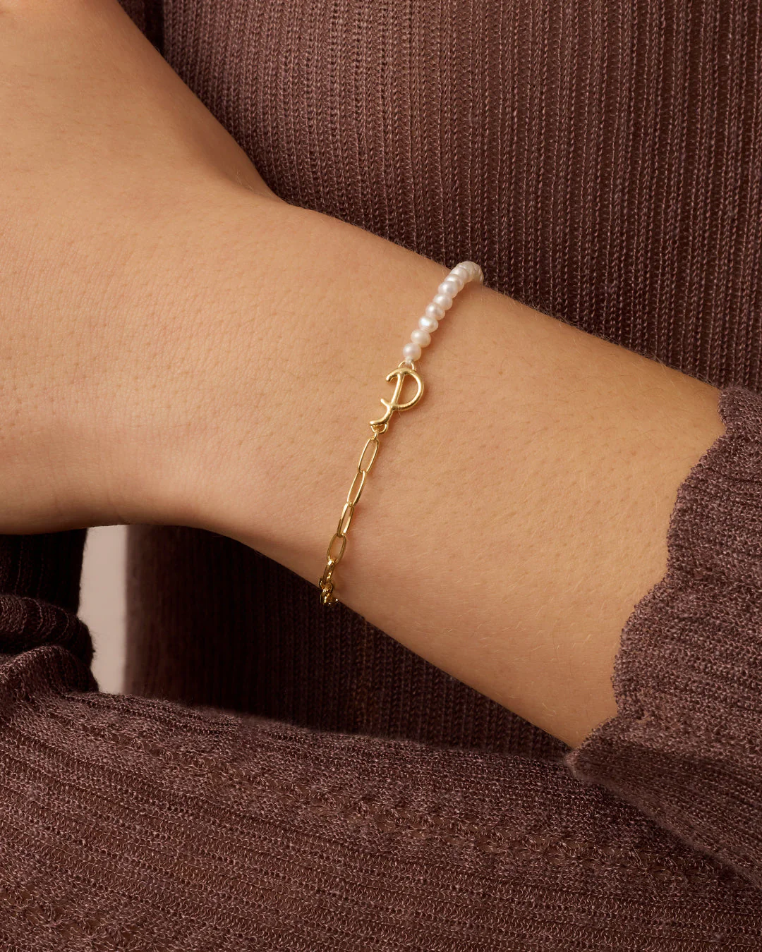 Lou Pearl Alphabet Bracelet - Image 61