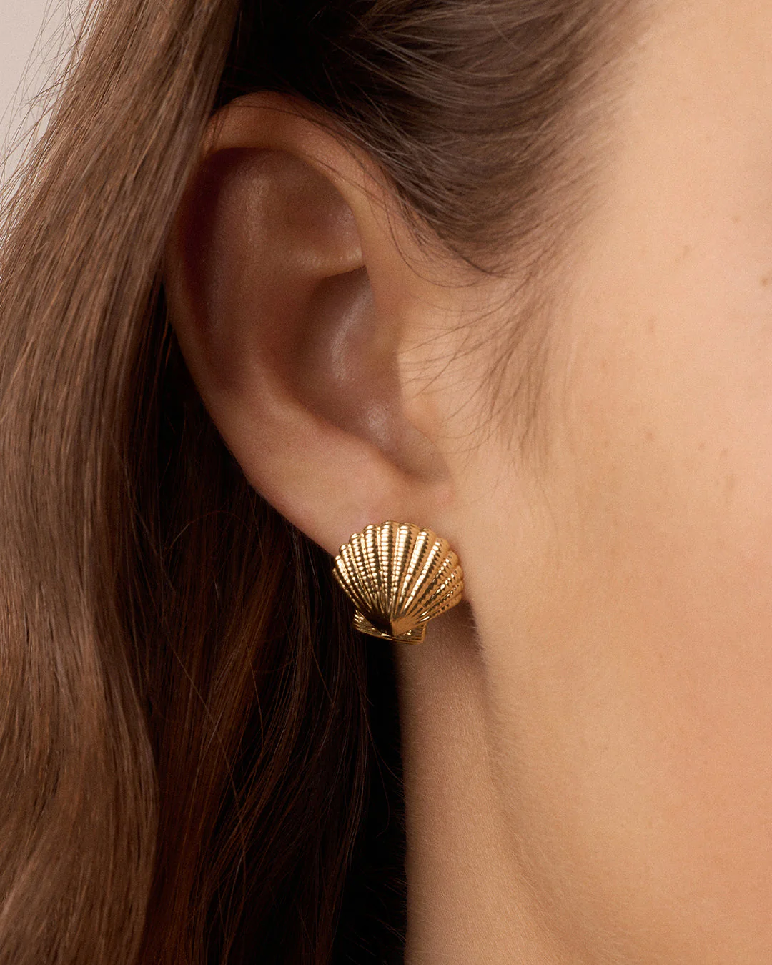 Shell Statement Studs - Image 2